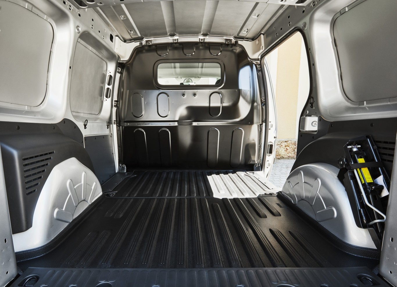 Kangoo boot clearance