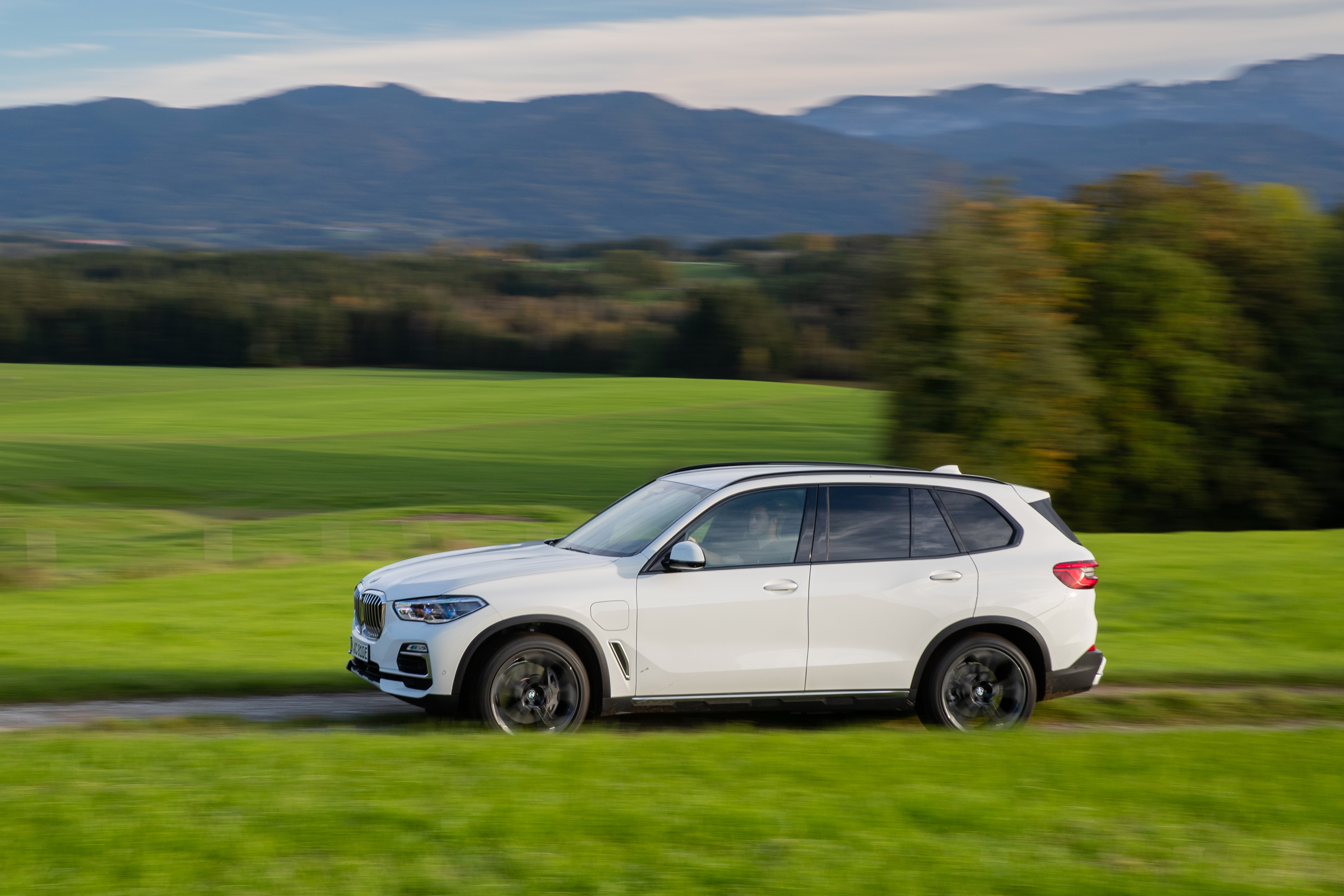 Bmw x5 45e характеристики Bmw x5 45e характеристики