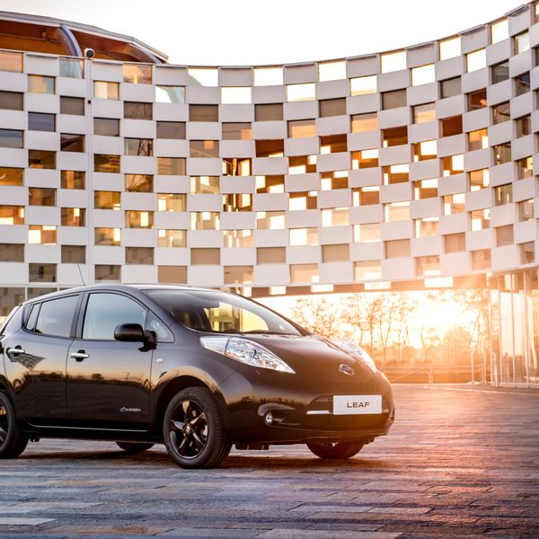 Black Nissan Leaf parked