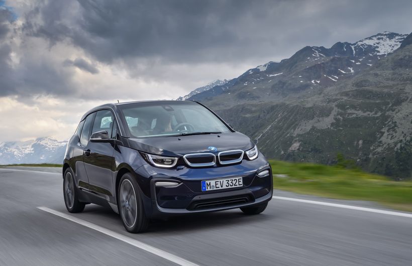 BMW i3 driving front