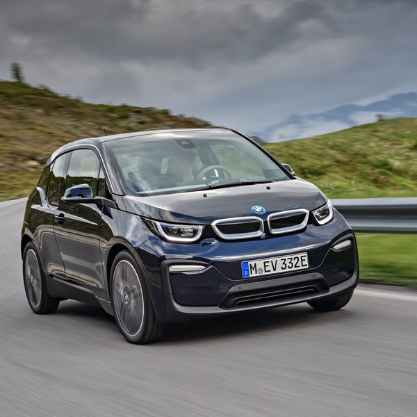 BMW i3 driving front