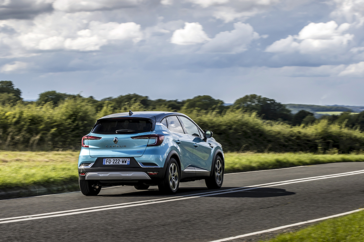 Renault Captur Hybrid review: does it work without a plug? Reviews