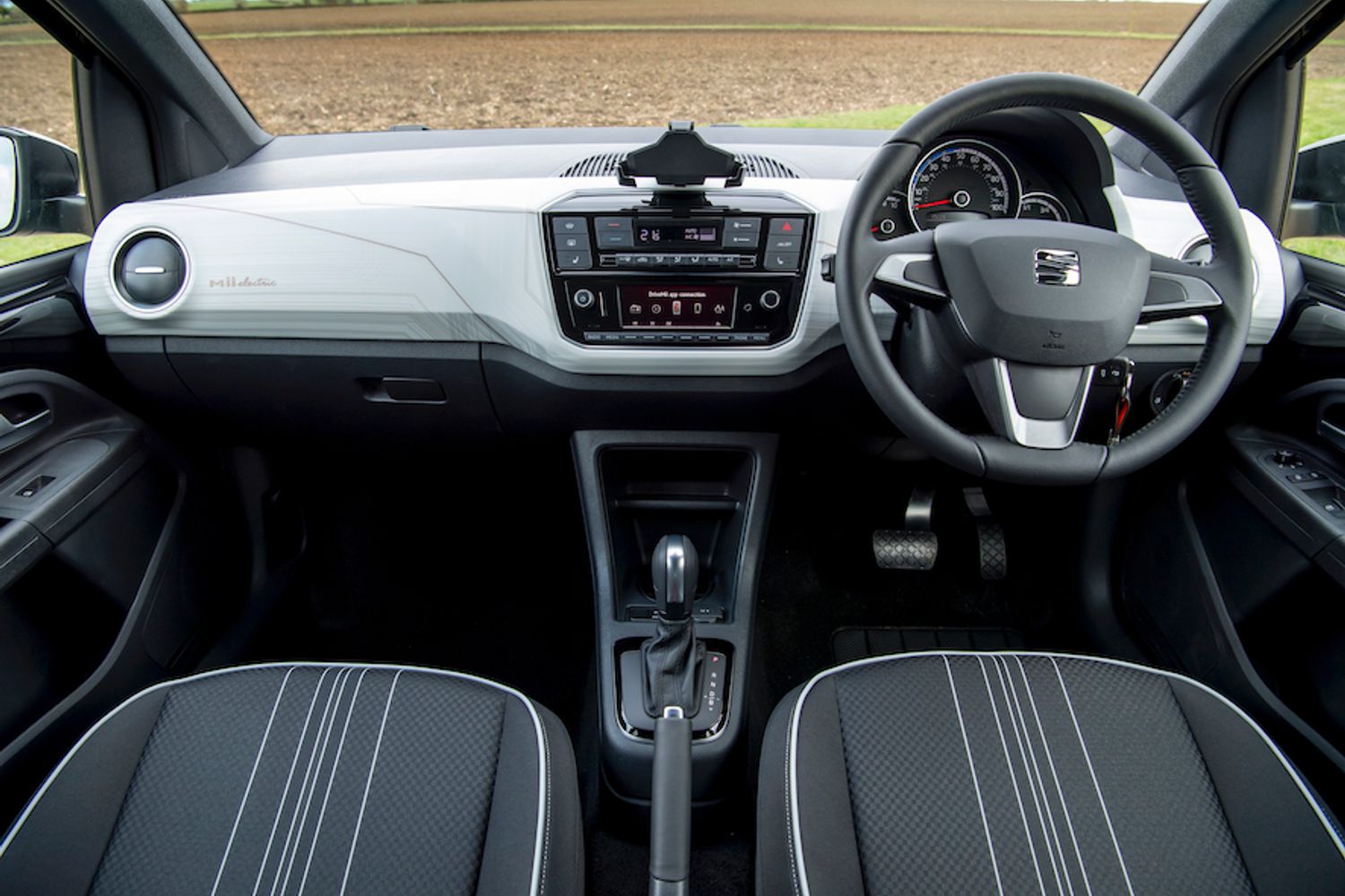 Sear Mii Electric interior dashboard