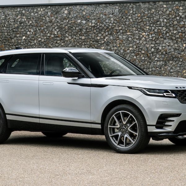 Range Rover Velar P400e exterior side parked