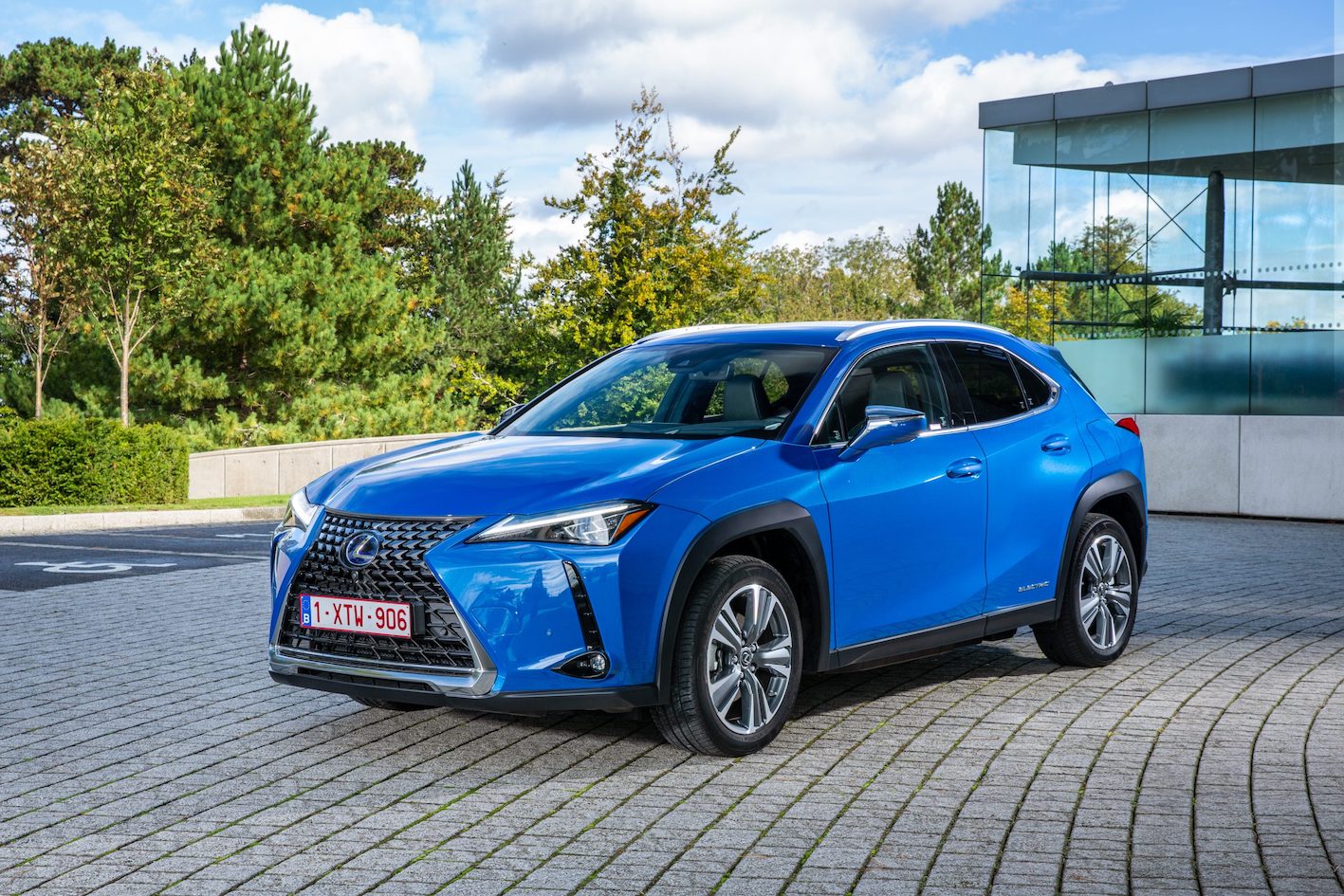 Lexus UX300e Review Electrifying