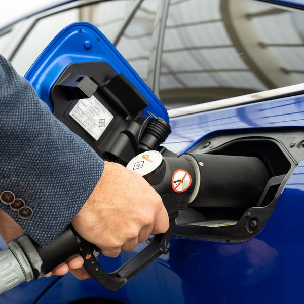 Toyota Mirai Hydrogen filling up