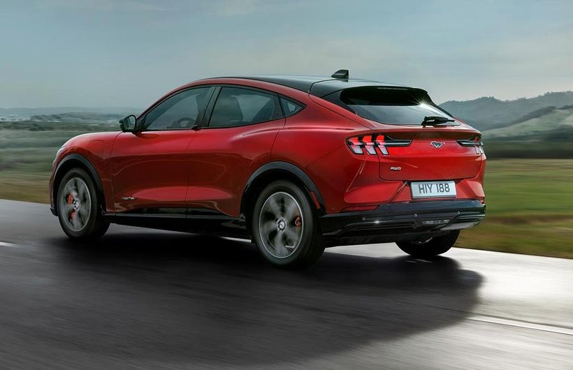 The Best Electric Cars For Dogs Pooch Perfect Electrifying