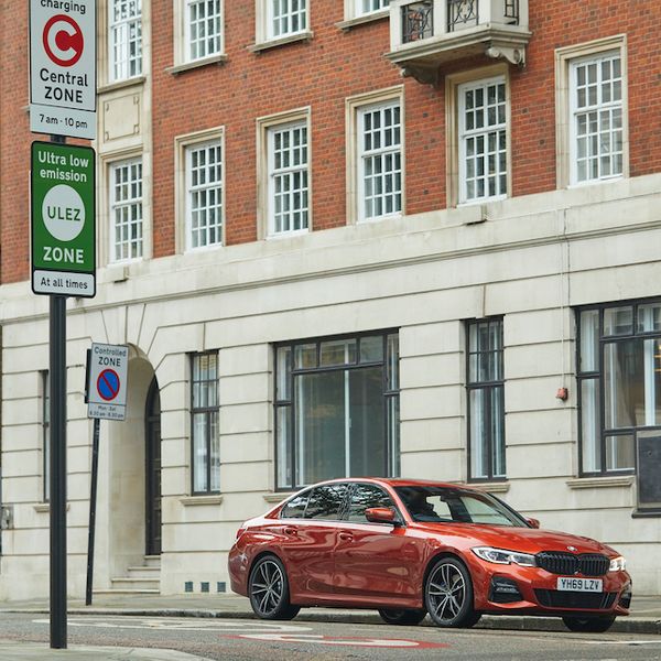 BMW PHEV eDrive Zone driving in London