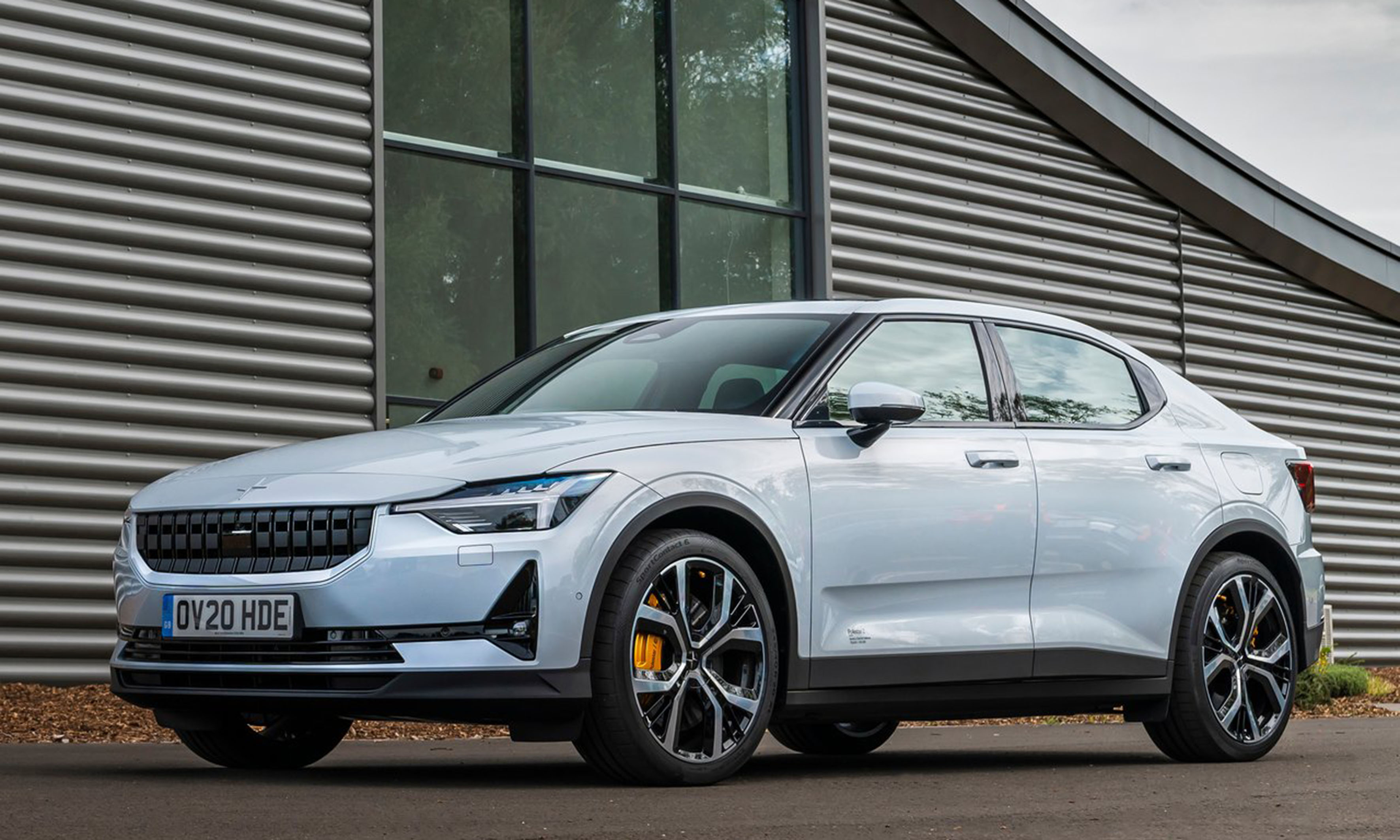 Polestar 2 land deals