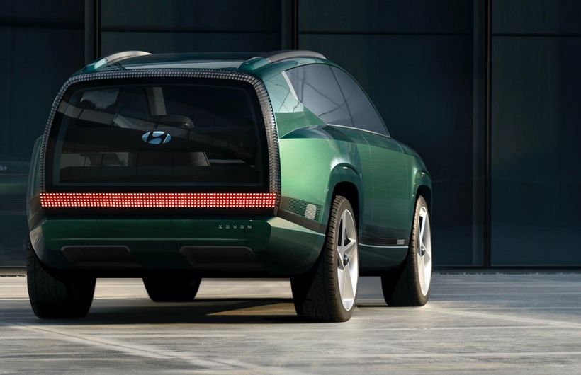 Hyundai Seven concept car rear three quarters in studio