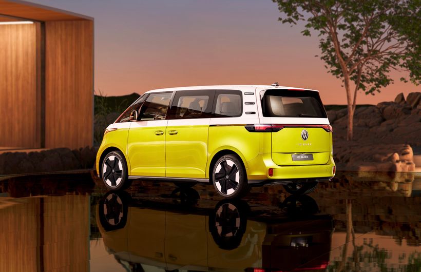 Volkswagen ID.Buzz, yellow/white, rear three quarters