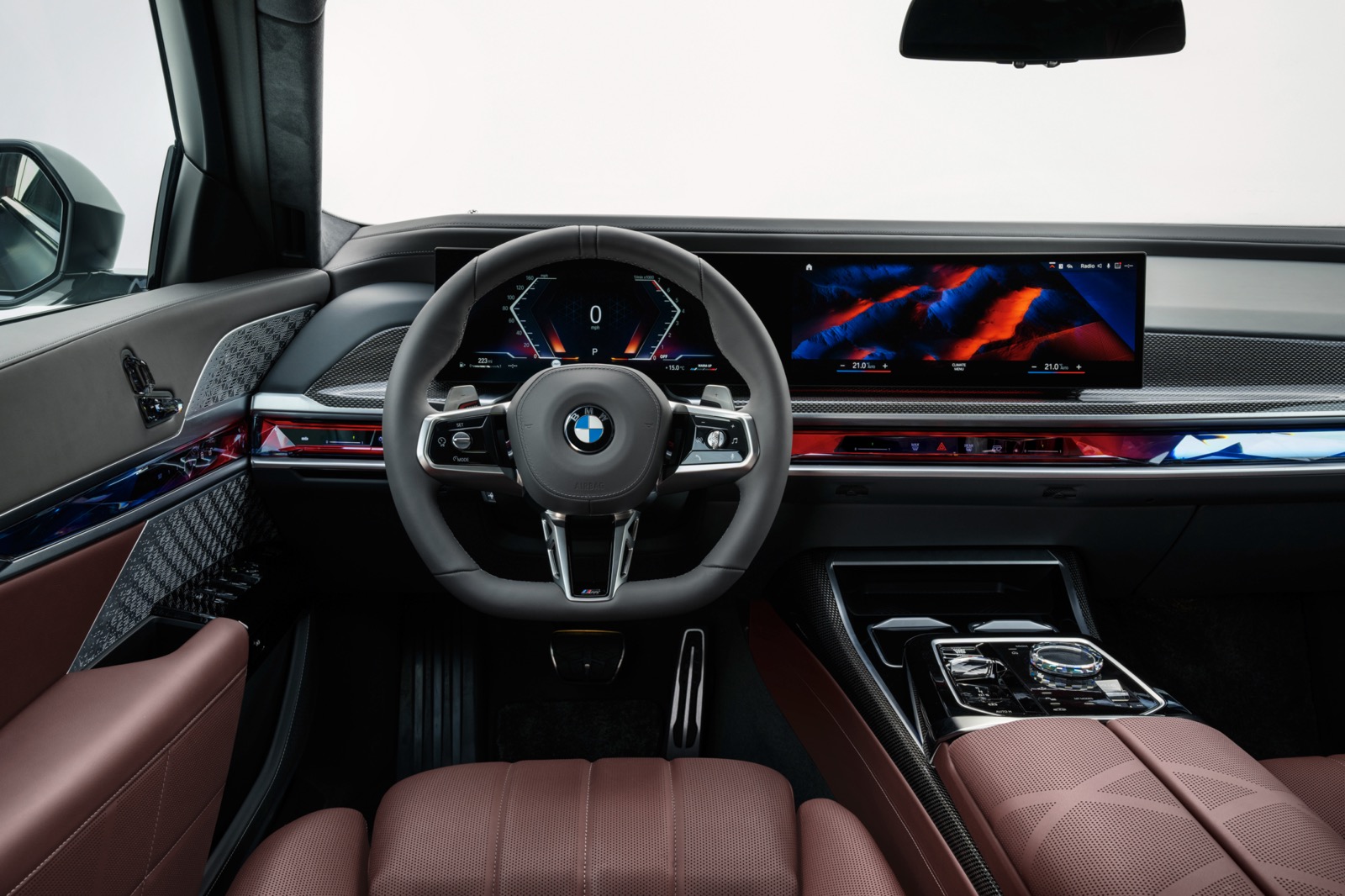 BMW i7 interior, red leather, LHD