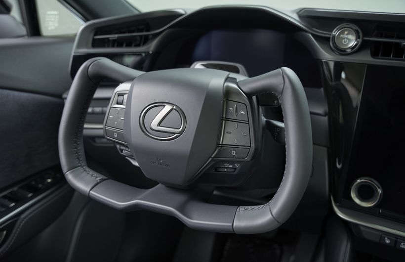 Lexus RZ 450e steering yoke