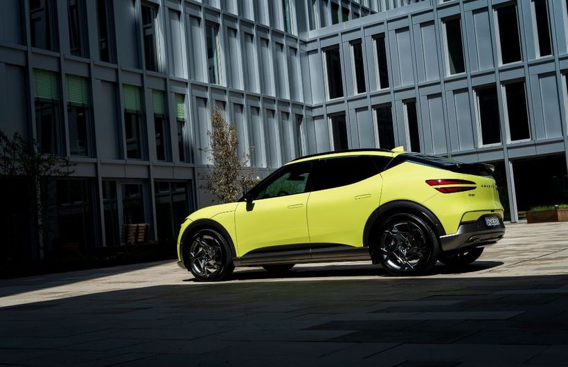 Genesis GV60, Genesis, GV60, Genesis electric, digital mirror, yellow, lime, rear, static