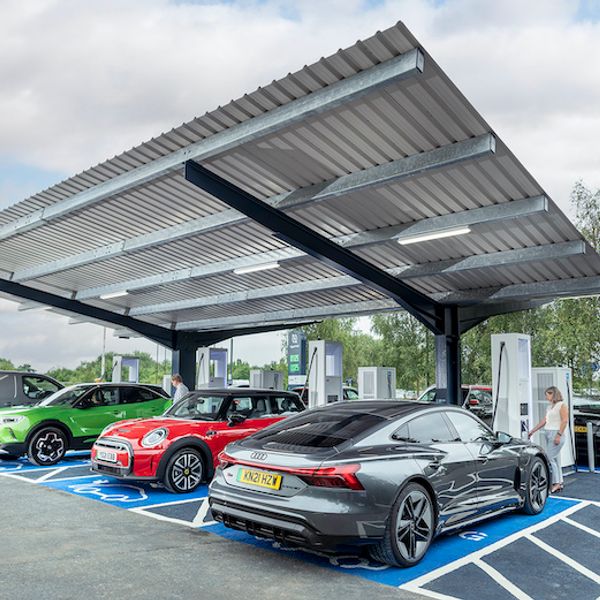 York HyperHub, Rapid charging hub