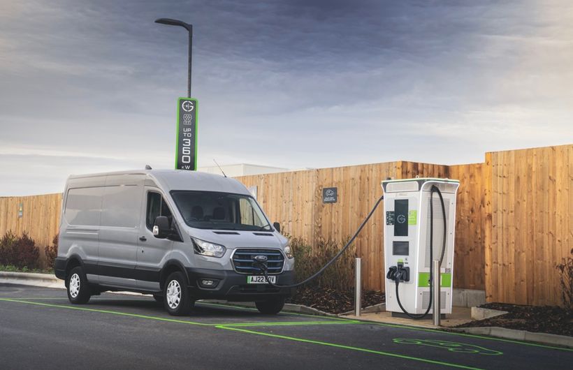 Gridserve ABB Terra 360 - UK’s fastest car charger at Braintree Forecourt - connected to Ford eTransit