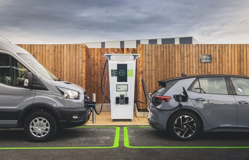 Gridserve ABB Terra 360 - UK’s fastest car charger at Braintree Forecourt - connected to Ford eTransit and Volkswagen ID.3