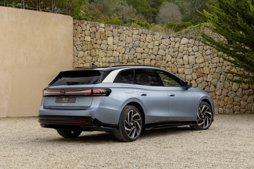 Electric estate car 2021 discount