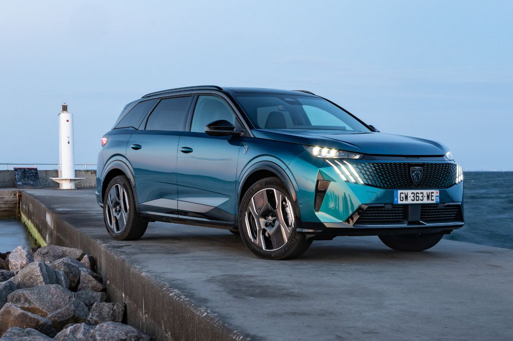 Peugeot E 5008 Review Buying Guide 2024 Electrifying