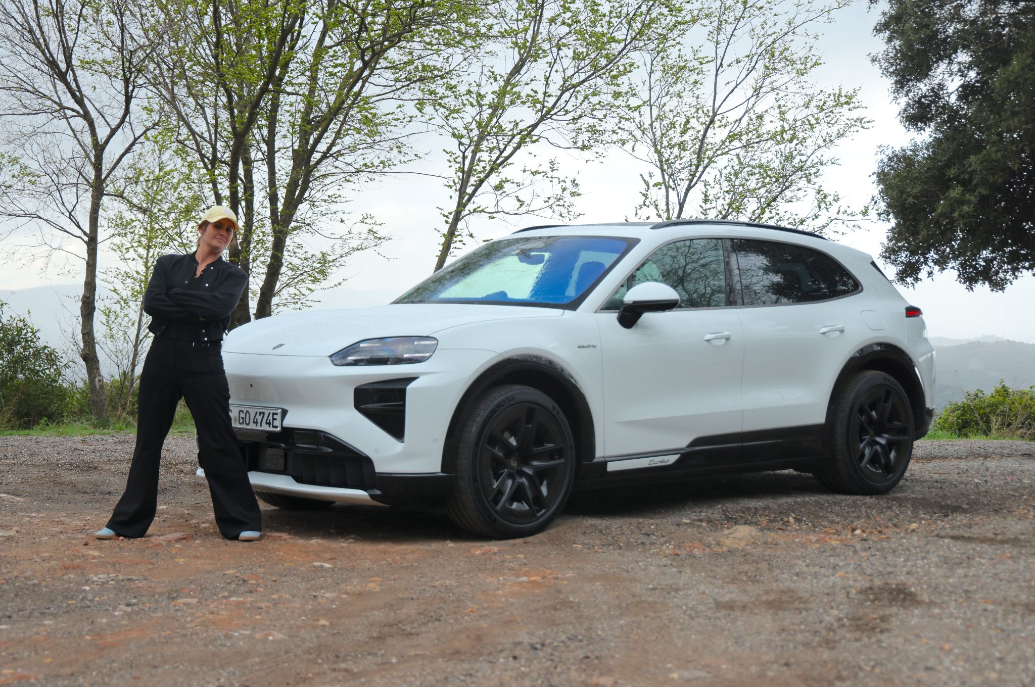 New Porsche Cayenne Electric Review & Buying Guide 2026 | Electrifying