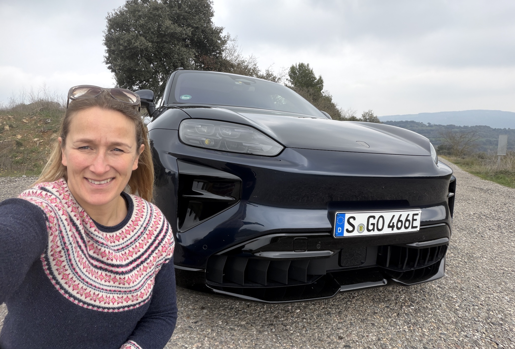 New Porsche Cayenne Electric Review & Buying Guide 2026 | Electrifying
