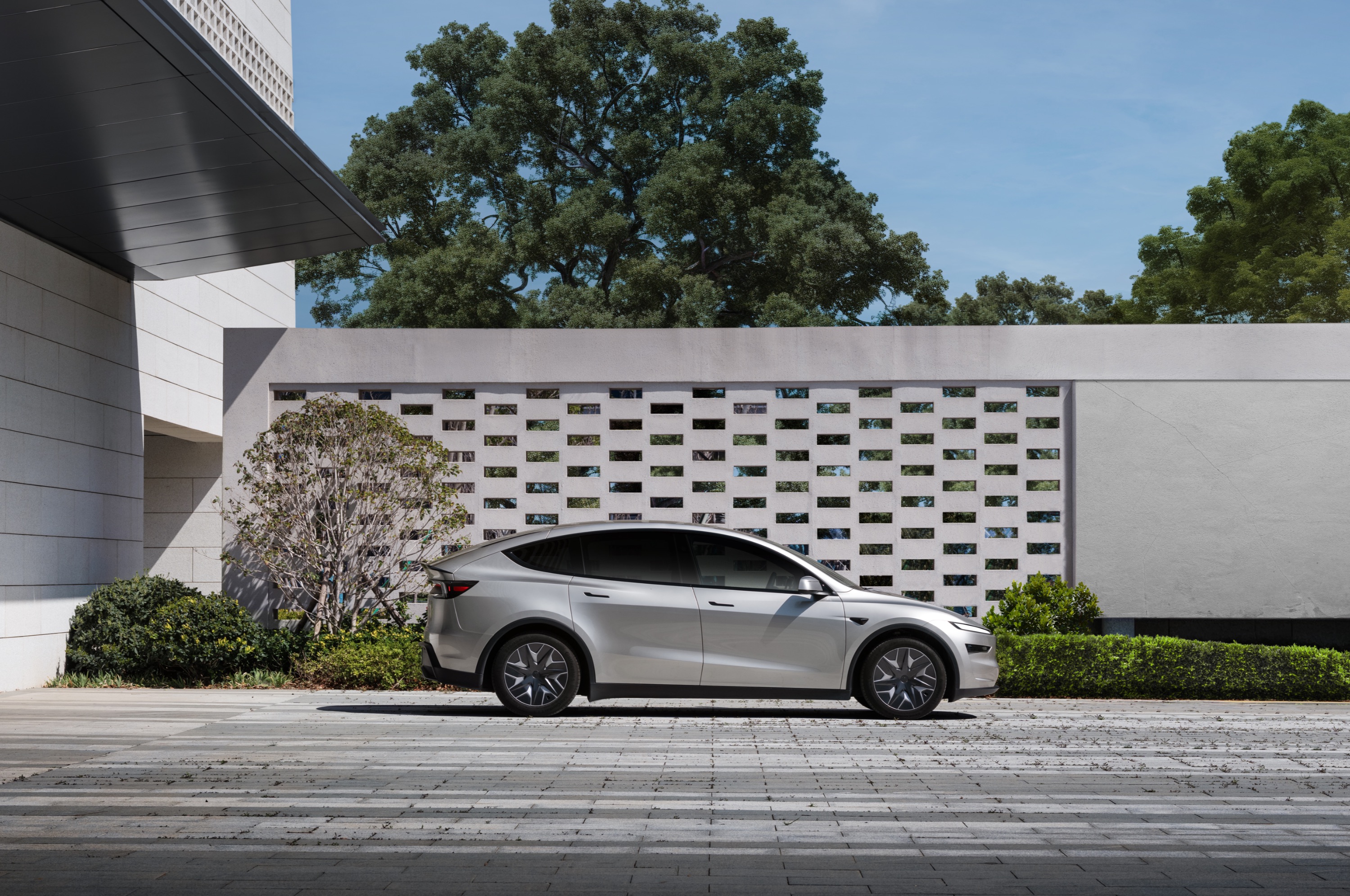 Tesla Model Y Long Wheelbase now available in US from $61,990
